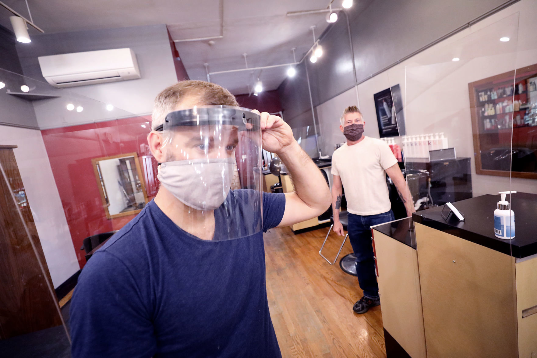 Salons Opening